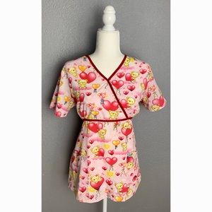 BUNDLE 5/$30 Scrub Tops❗️SCRUB TOP